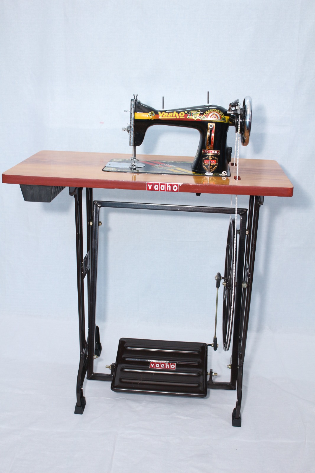 Vaaho sewing machine stand set